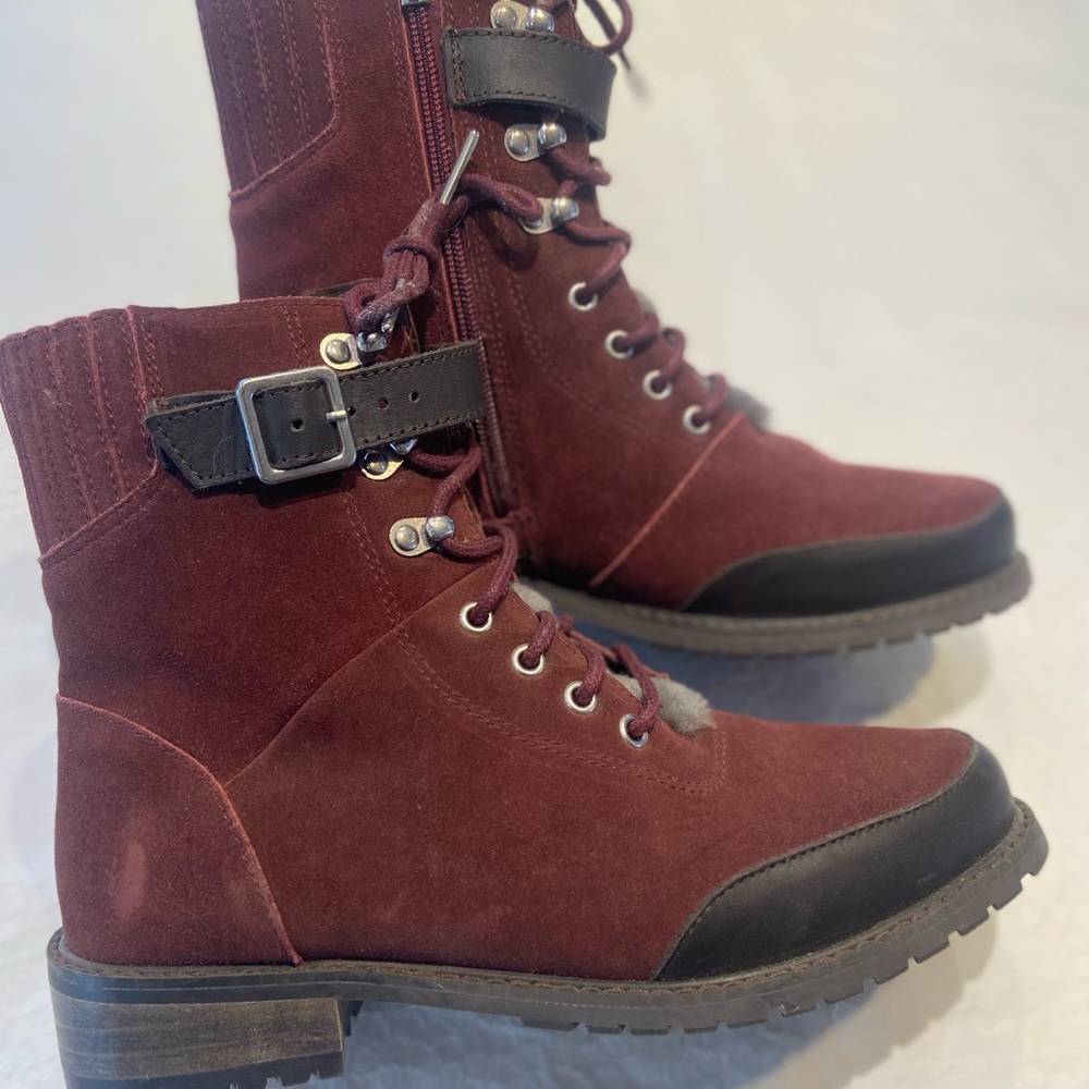Browns Women's Leather Lace Up Boots in Burgundy and Black